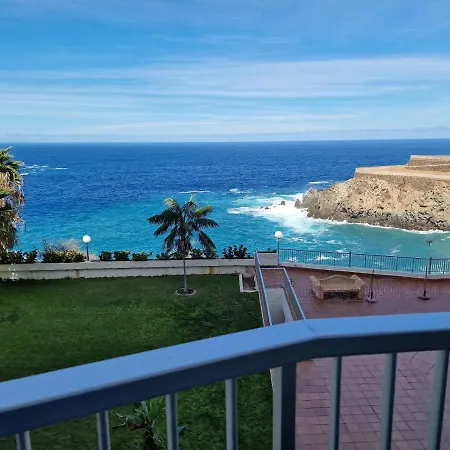 Ancla Monis 아파트