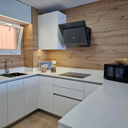 Apartament Ancla Monis *